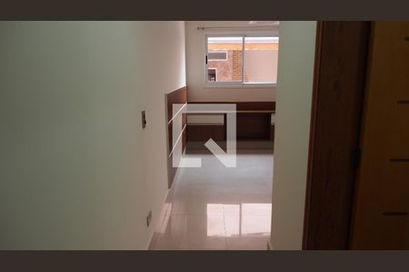 Corredor de casa para alugar com 3 quartos, 370m² em Vila Galvão, Jundiaí