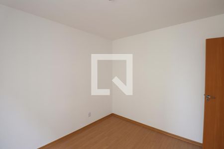 Quarto 2 de apartamento para alugar com 2 quartos, 48m² em Vila Lage, São Gonçalo