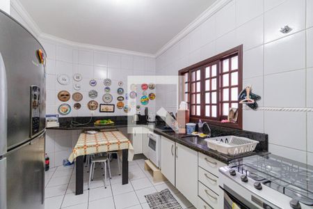 Casa para alugar com 292m², 4 quartos e 5 vagasCozinha
