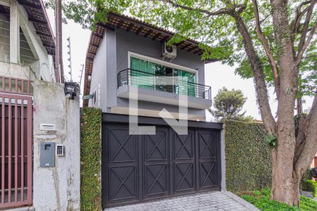 Casa para alugar com 292m², 4 quartos e 5 vagasFachada