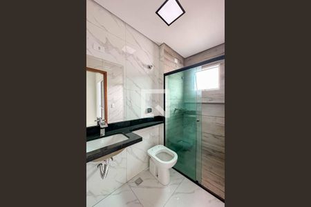 Banheiro de casa à venda com 3 quartos, 130m² em Parque Sao Domingos, São Paulo