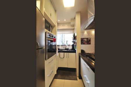 Apartamento à venda com 153m², 2 quartos e 2 vagasCozinha