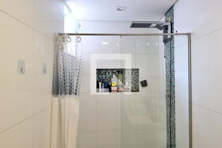 Apartamento à venda com 153m², 2 quartos e 2 vagasBanheiro do Quarto 1