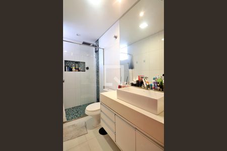 Apartamento à venda com 153m², 2 quartos e 2 vagasBanheiro do Quarto 1