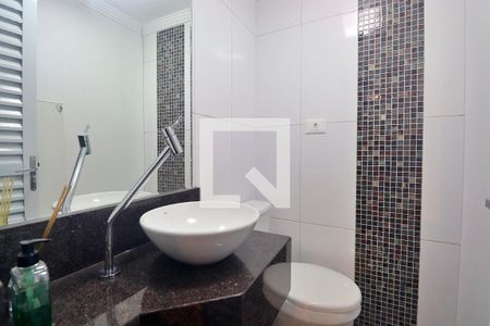 Apartamento à venda com 153m², 2 quartos e 2 vagasBanheiro de serviço