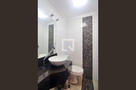 Apartamento à venda com 153m², 2 quartos e 2 vagasBanheiro de serviço