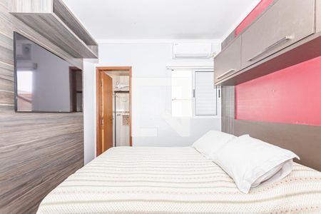 Suite de casa de condomínio à venda com 3 quartos, 100m² em Vila Brasílio Machado, São Paulo