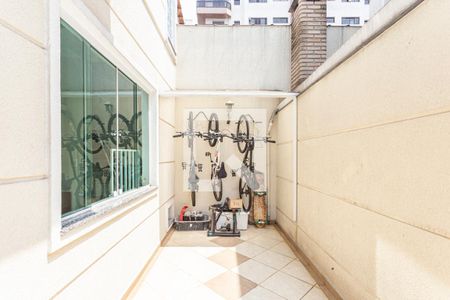 Casa de condomínio à venda com 100m², 3 quartos e 2 vagas Casa de condomínio à venda com 100m², 3 quartos e 2 vagasBicicletário