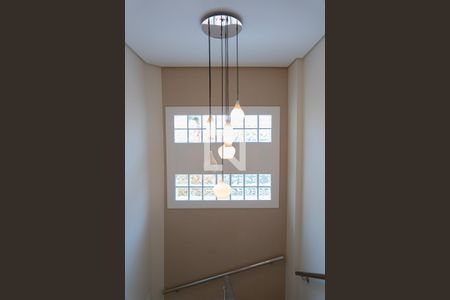 Casa à venda com 148m², 3 quartos e 2 vagasEscada