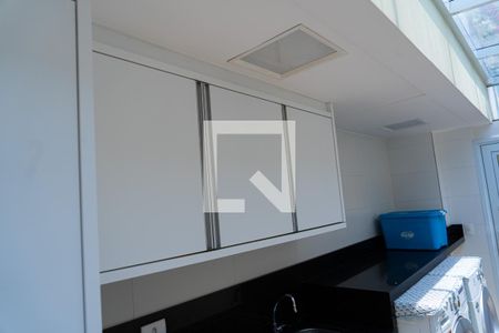 Casa à venda com 148m², 3 quartos e 2 vagas area de serviço