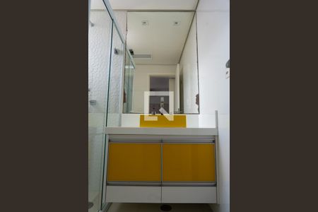 Casa à venda com 148m², 3 quartos e 2 vagasBanheiro da Suíte