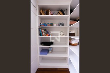 Casa à venda com 148m², 3 quartos e 2 vagasEscritório