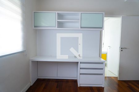 Casa à venda com 148m², 3 quartos e 2 vagasSuíte 2