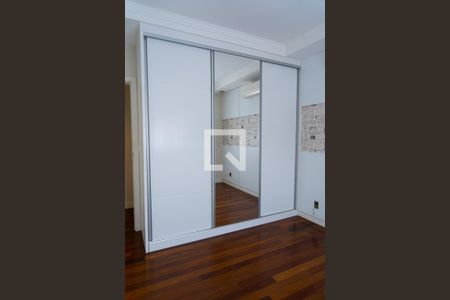 Casa à venda com 148m², 3 quartos e 2 vagasSuíte 2