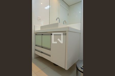 Casa à venda com 148m², 3 quartos e 2 vagasBanheiro da Suíte