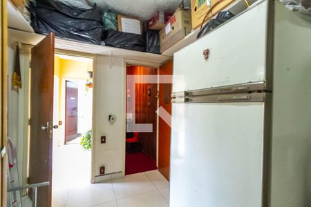 Casa à venda com 291m², 3 quartos e 6 vagasQuarto de Serviço