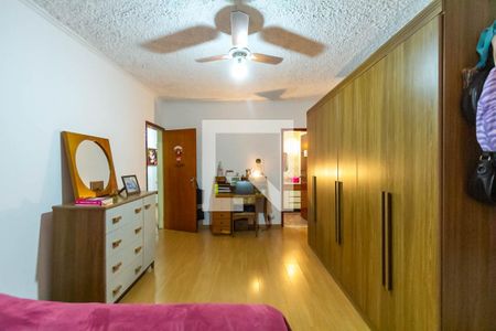 Casa à venda com 291m², 3 quartos e 6 vagasSuíte