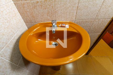 Casa à venda com 291m², 3 quartos e 6 vagasBanheiro de Serviço