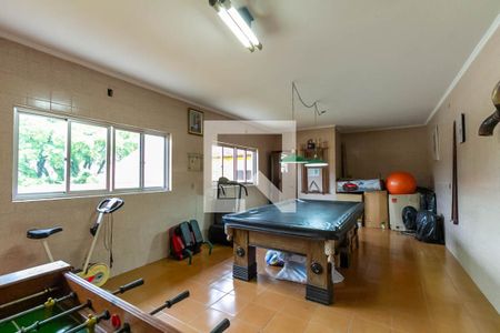 Casa à venda com 291m², 3 quartos e 6 vagasSalão de Jogos