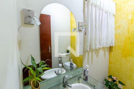 Casa à venda com 291m², 3 quartos e 6 vagasLavabo