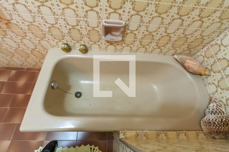 Casa à venda com 291m², 3 quartos e 6 vagasBanheiro da Suíte