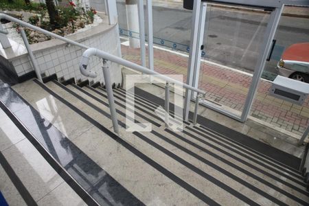 Apartamento para alugar com 94m², 2 quartos e 2 vagasEscada