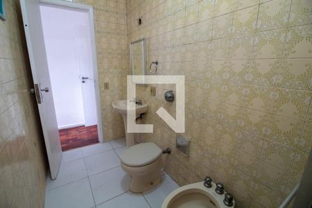 Casa à venda com 400m², 3 quartos e 2 vagas Casa à venda com 400m², 3 quartos e 2 vagasBanheiro da Suíte