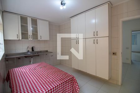 Casa à venda com 400m², 3 quartos e 2 vagas Casa à venda com 400m², 3 quartos e 2 vagasCozinha