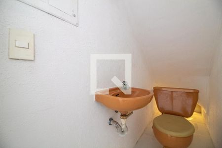 Casa à venda com 400m², 3 quartos e 2 vagas Casa à venda com 400m², 3 quartos e 2 vagasLavabo