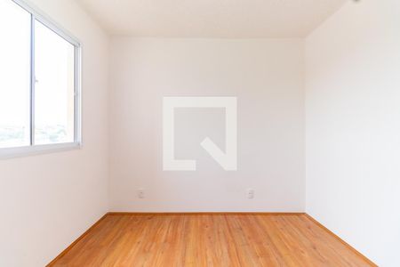 Quarto 2 de apartamento para alugar com 2 quartos, 33m² em Jardim Itacolomi, São Paulo