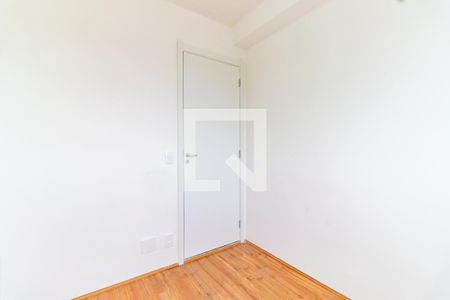 Quarto 1 de apartamento para alugar com 2 quartos, 33m² em Jardim Itacolomi, São Paulo