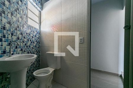 Studio - Banheiro de casa para alugar com 1 quarto, 20m² em Cidade Mãe do Céu, São Paulo