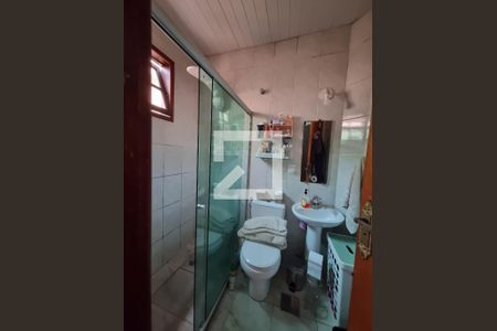 Banheiro da Suíte de casa de condomínio à venda com 2 quartos, 70m² em Cordovil, Rio de Janeiro