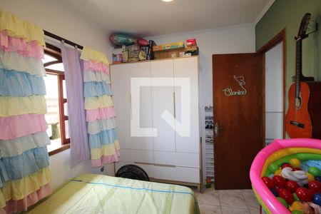 Casa de condomínio à venda com 70m², 2 quartos e 1 vagaQuarto