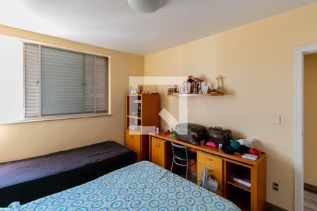 Apartamento à venda com 260m², 4 quartos e 3 vagasQuarto 4