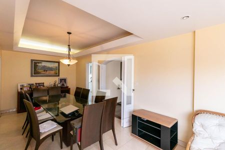 Apartamento à venda com 260m², 4 quartos e 3 vagasCopa