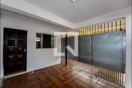 Casa para alugar com 70m², 1 quarto e 1 vaga Casa para alugar com 70m², 1 quarto e 1 vagaGaragem