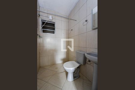 Banheiro de casa para alugar com 1 quarto, 70m² em Parque Jurema, Guarulhos