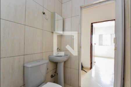 Casa para alugar com 70m², 1 quarto e 1 vaga Casa para alugar com 70m², 1 quarto e 1 vagaBanheiro