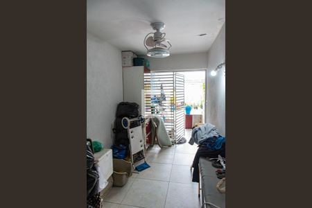 Casa à venda com 156m², 3 quartos e 1 vagaCorredor