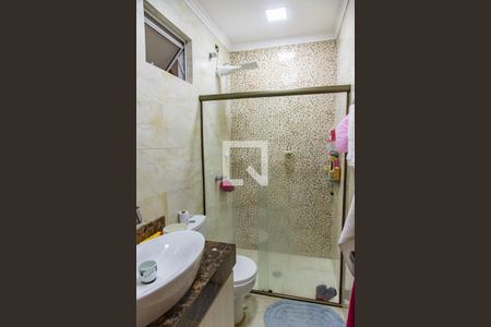 Casa à venda com 156m², 3 quartos e 1 vagaBanheiro da suíte 1