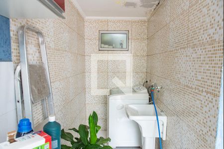 Casa à venda com 156m², 3 quartos e 1 vagaLavanderia