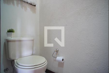 Lavabo Sala de casa à venda com 3 quartos, 154m² em Parque Santa Fé, Porto Alegre