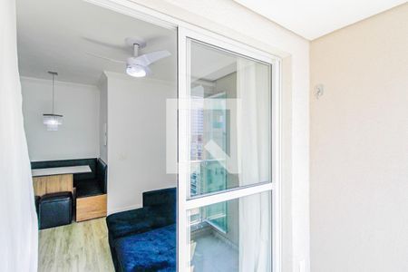 Apartamento para alugar com 37m², 1 quarto e 1 vaga Apartamento para alugar com 37m², 1 quarto e 1 vagaVaranda