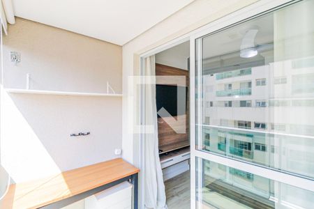 Apartamento para alugar com 37m², 1 quarto e 1 vaga Apartamento para alugar com 37m², 1 quarto e 1 vagaVaranda