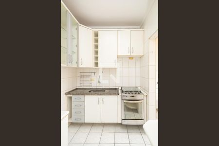 Apartamento à venda com 56m², 2 quartos e 1 vaga Apartamento à venda com 56m², 2 quartos e 1 vagaCozinha