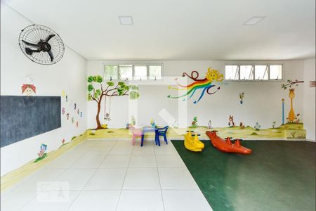 Apartamento à venda com 56m², 2 quartos e 1 vaga Apartamento à venda com 56m², 2 quartos e 1 vagaÁrea comum - Brinquedoteca