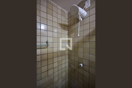 Apartamento para alugar com 64m², 3 quartos e 1 vaga Apartamento para alugar com 64m², 3 quartos e 1 vagaChuveiro do Banheiro