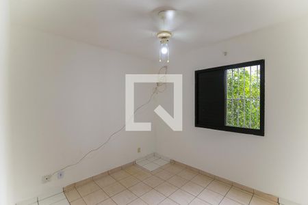 Quarto 2 de apartamento à venda com 2 quartos, 56m² em Jardim Henriqueta, Taboão da Serra