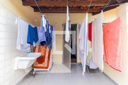 Casa à venda com 99m², 3 quartos e 3 vagasÁrea de Serviço